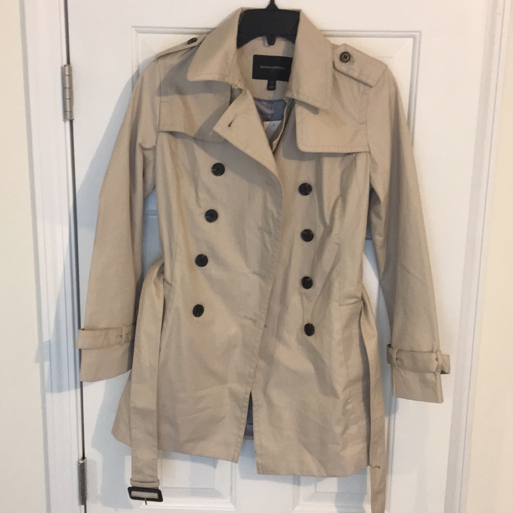 Banana Republic Trench Coat - Picture 1 of 1